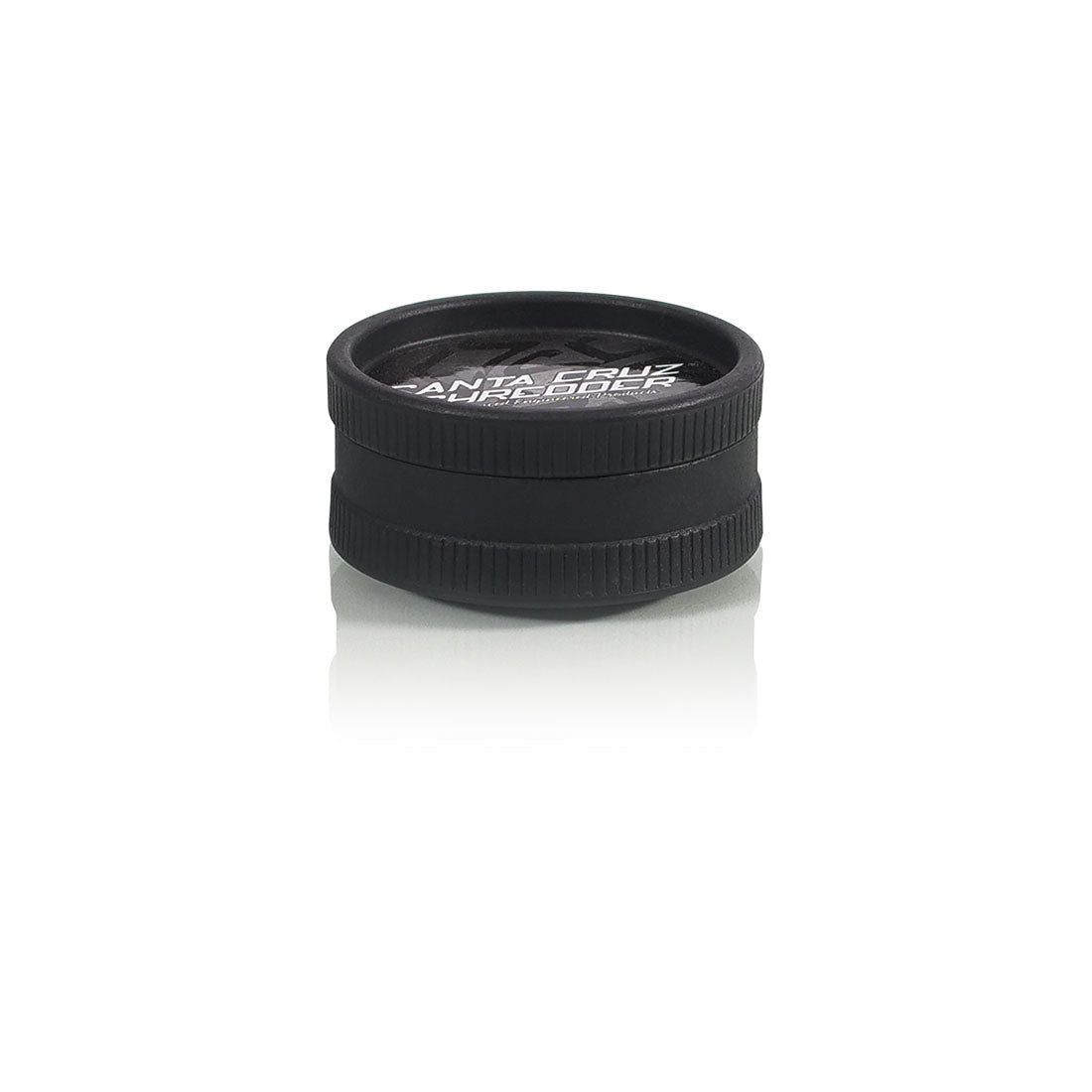 santa-cruz-shredder-hemp-grinder-2-parties-noir-compact image 4