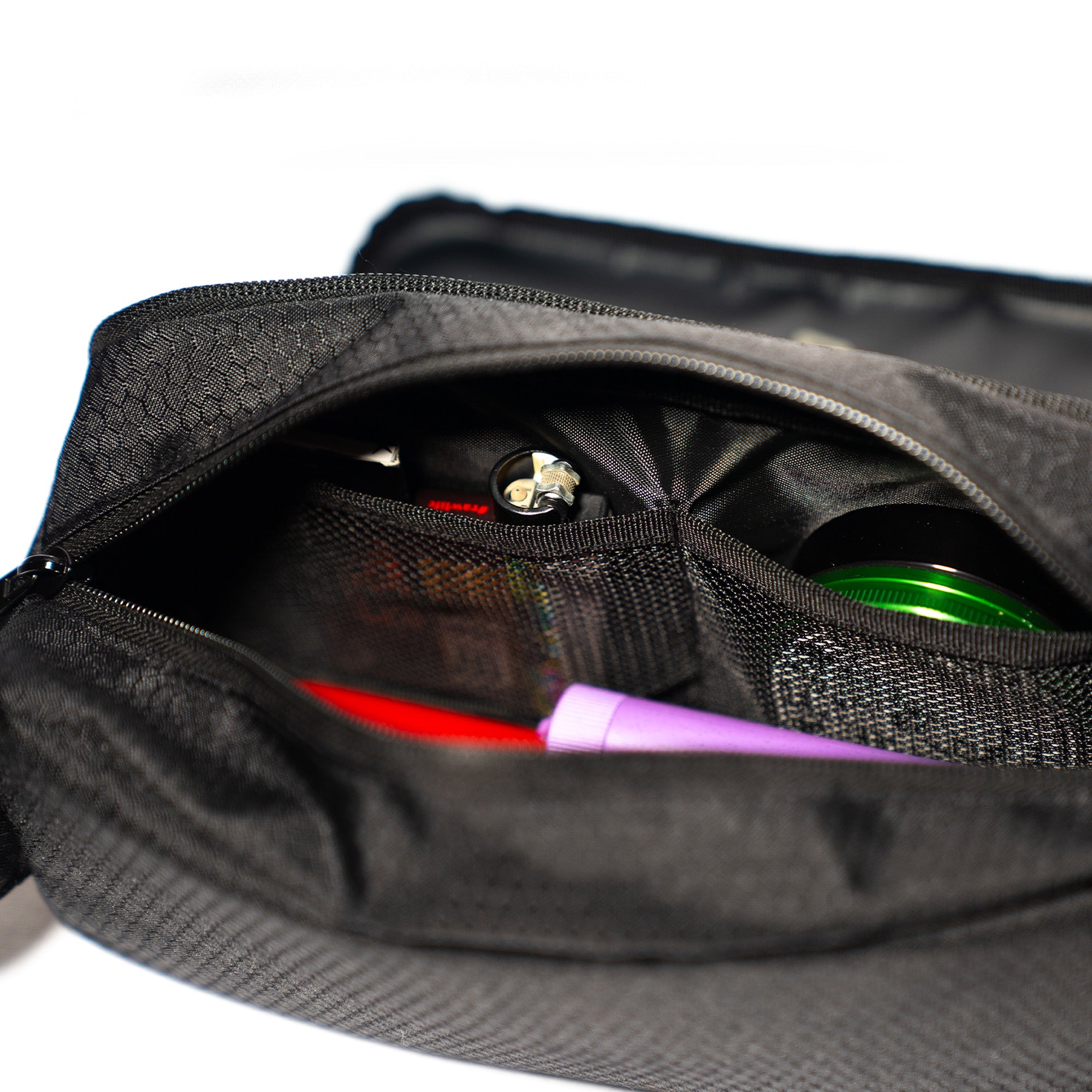 santa-cruz-shredder-shred-sac-sacoche-nylon-plateau-roulage image 3