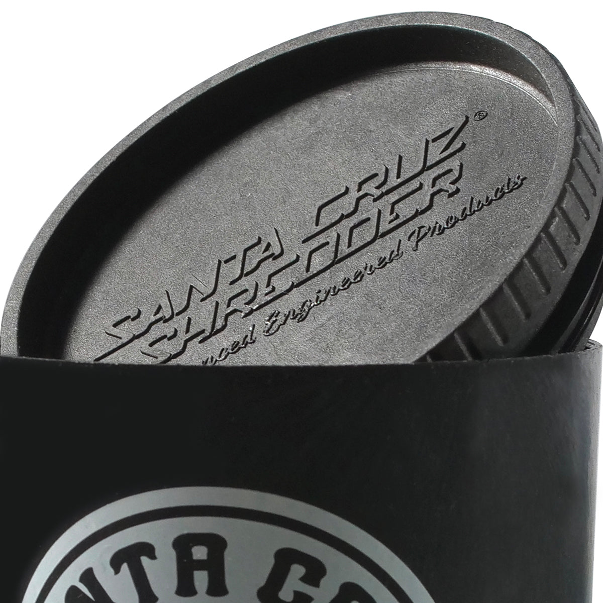 santa-cruz-shredder-hemp-pot-herbes-chanvre-noir image 7