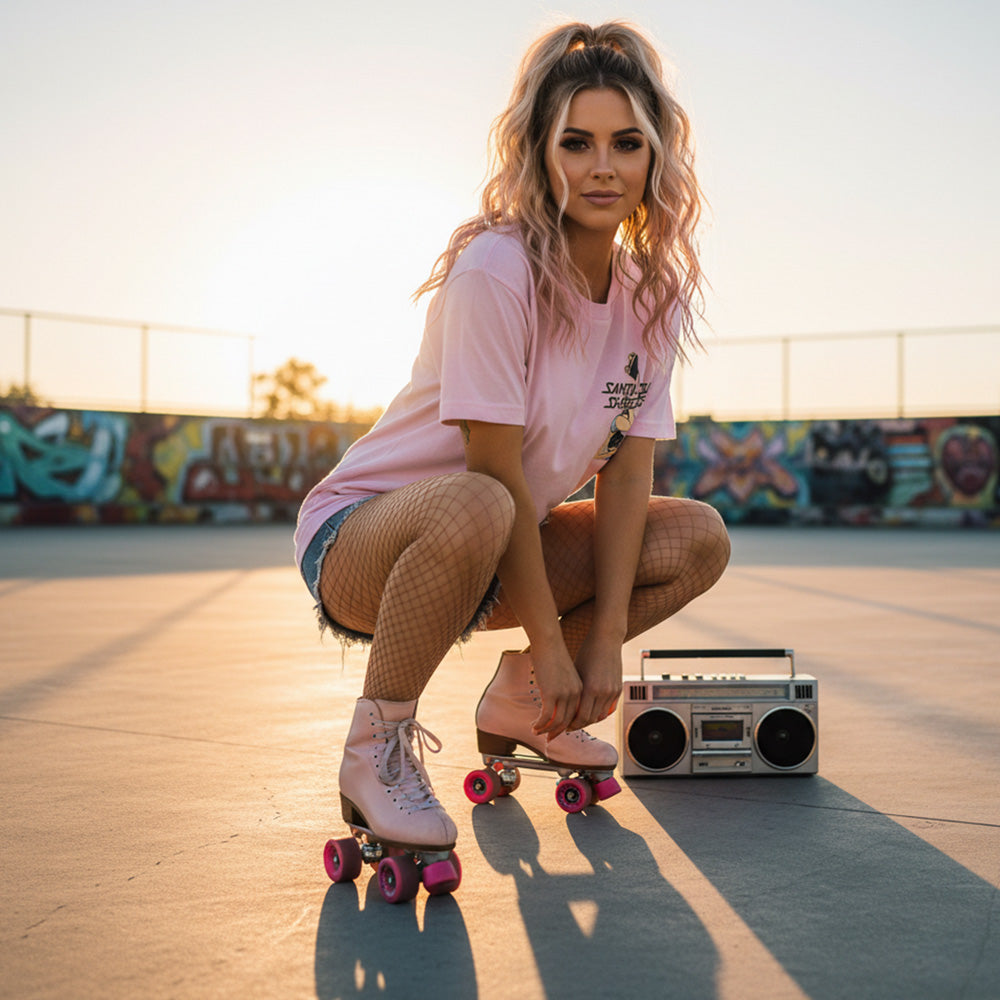 santa-cruz-shredder-aluminum-roller-girl-t-shirt-rose-m image 3
