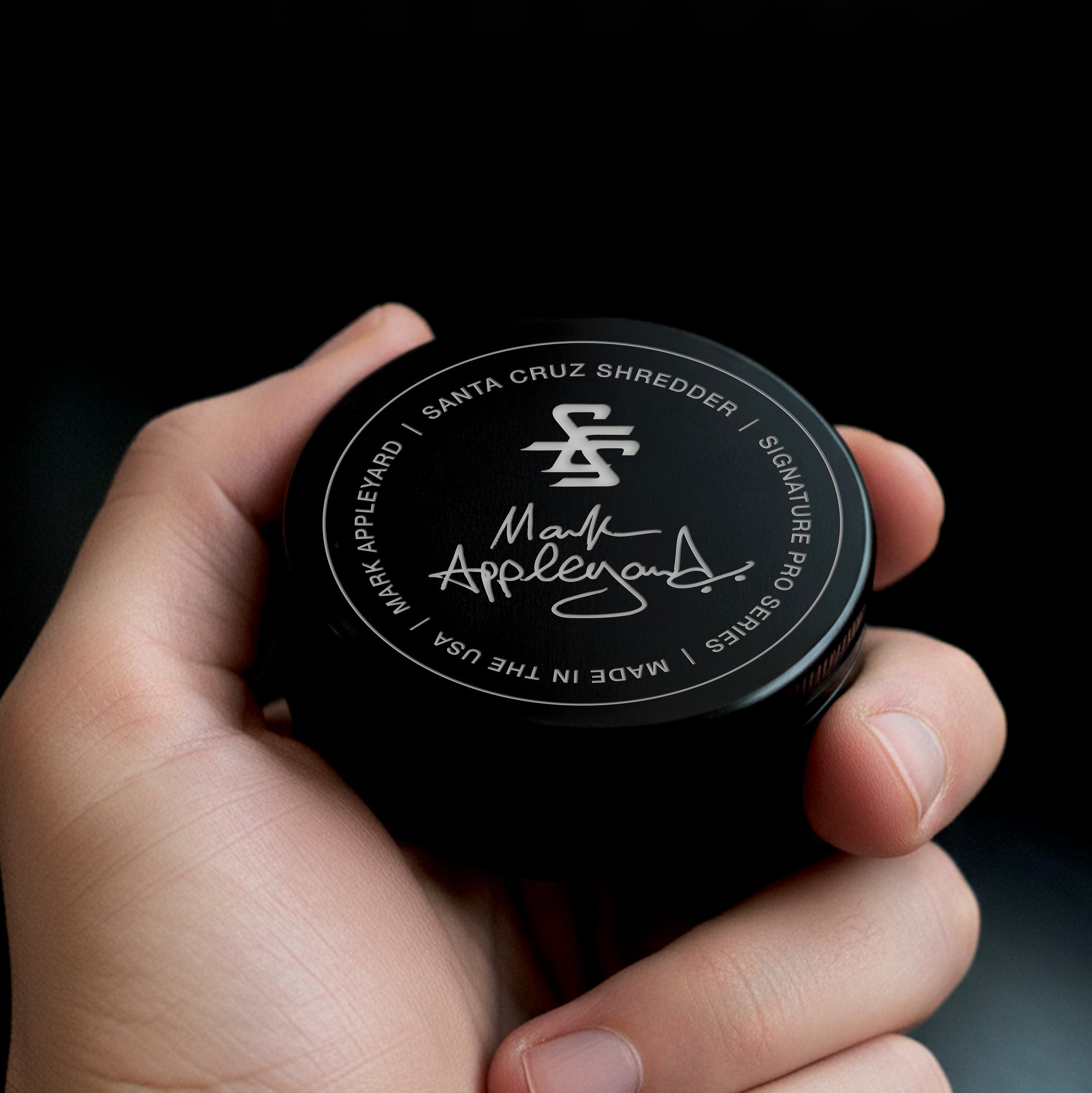 santa-cruz-shredder-signature-mark-appleyard-grinder-2-parties image 5